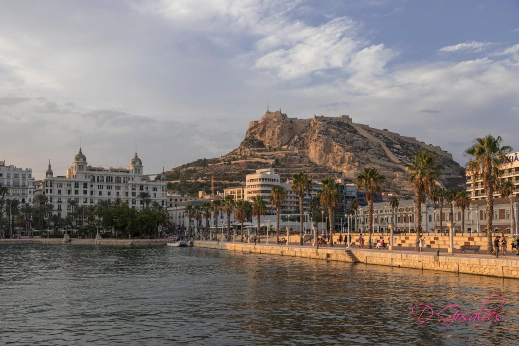 El Barrio Alicante , Playa Y Casco Antiguo Extérieur photo